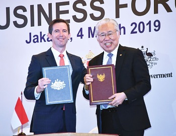 豪・インドネシア包括的経済パートナーシップ協定の調印式の様子(Photo: AFP)