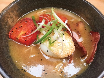 斬新な発想に感心させられるライジングサンのモーニング・ラーメン