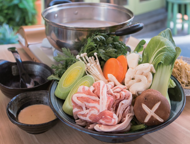 ラーメン鍋(1人前$24.80)