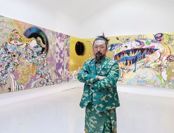 Takashi Murakami (Photo Claire Dorn, courtesy of Murakami Studio. Artworks 2019 Takashi Murakami/Kaikai Kiki Co., Ltd. All Rights Reserved)