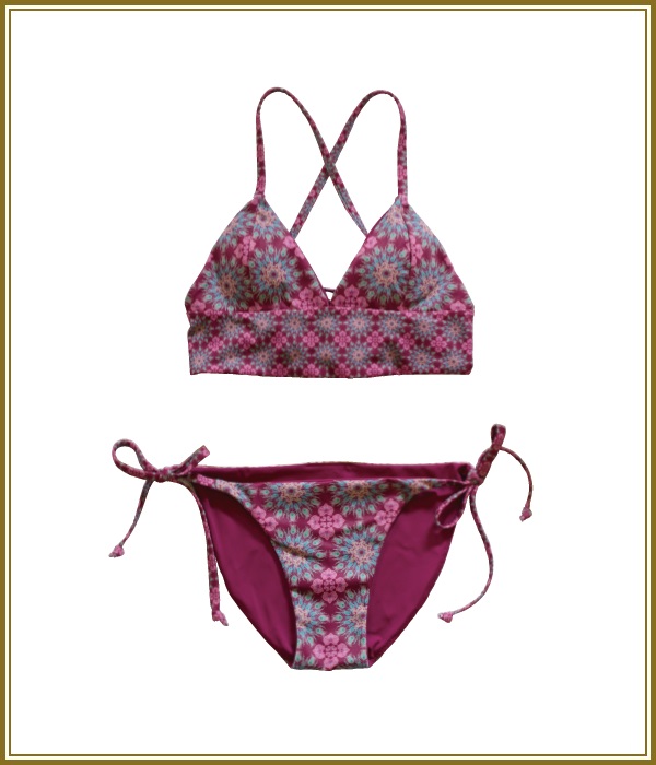 Bralette Top($60)、Side Tie Bottom($49)