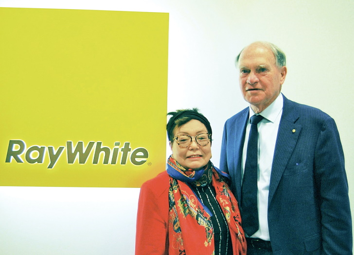 Ray White Real Estate会長ブライアン・ホワイト氏(右)と