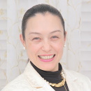 カレン・ジュリア・ウォーターズさん