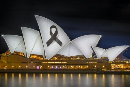 operahouse09Feb23L