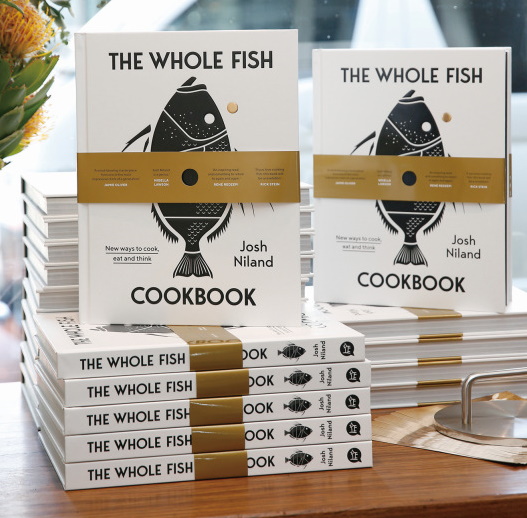 19年9月に発行された『The Whole Fish Cook Book』