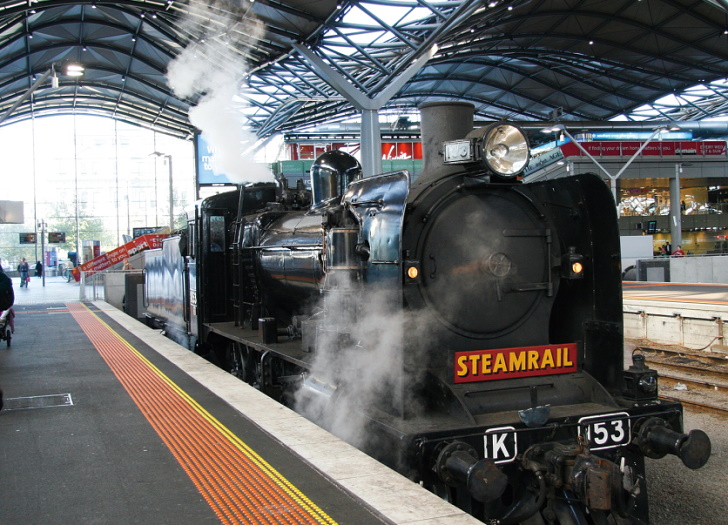 サザンクロス駅の蒸気機関車は広軌ゲージを走る