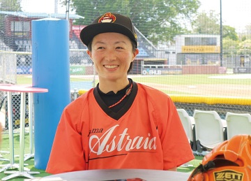 山崎選手は、JWBLの実力者の1人として日本女子野球界発展の役割も担う