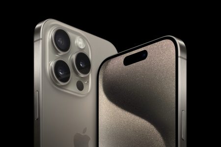 Apple-iPhone-15-Pro-lineup-hero-230912-1