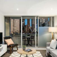 E45B2152-4C4B-4DC1-942E-DA598D89885F