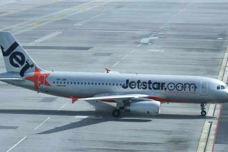 Jetstar_Asia_Airbus_A320-232_9V-JSK_@_WMKK_2025-01-27