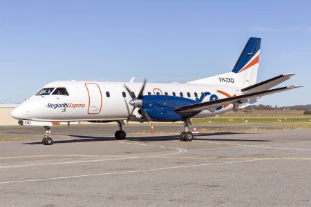Regional_Express_(VH-ZXQ)_Saab_340B_at_Wagga_Wagga_Airport