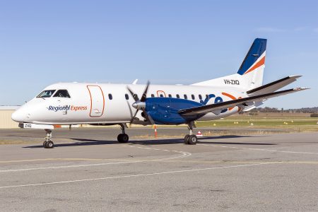 Regional_Express_(VH-ZXQ)_Saab_340B_at_Wagga_Wagga_Airport