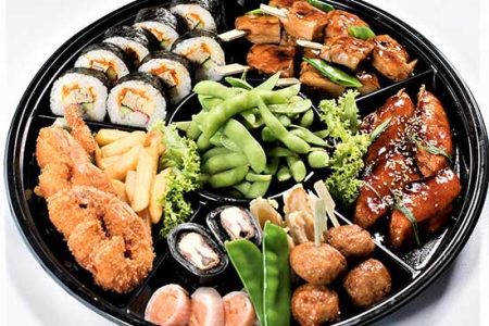 Seafood-and-Meat-orientated-platter-sample-w550