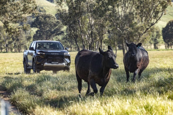 2026 Toyota HiLux SR