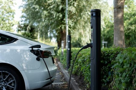 ratio-ev-charging-cijIh10hXRI-unsplash