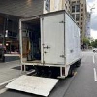 removals-truck-brisbane-1